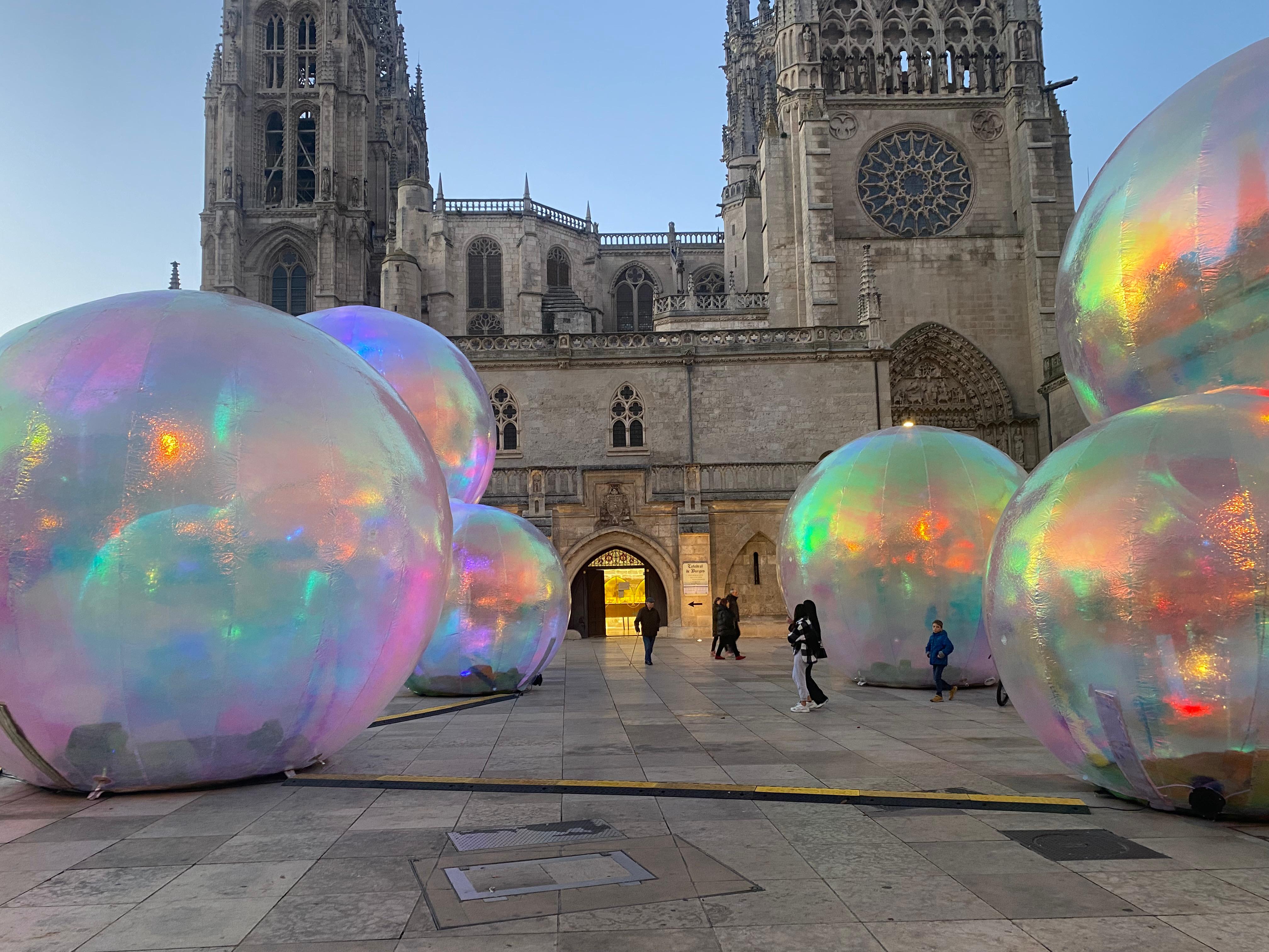 Bolas esferas Catedral